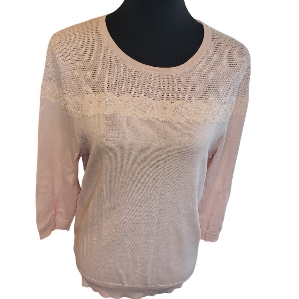 ELLE L fancy‎ tee shirt with embroidery across front